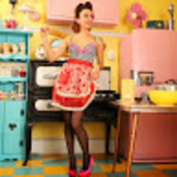 Meet your Posher, Jessica - Picture 1 of 1